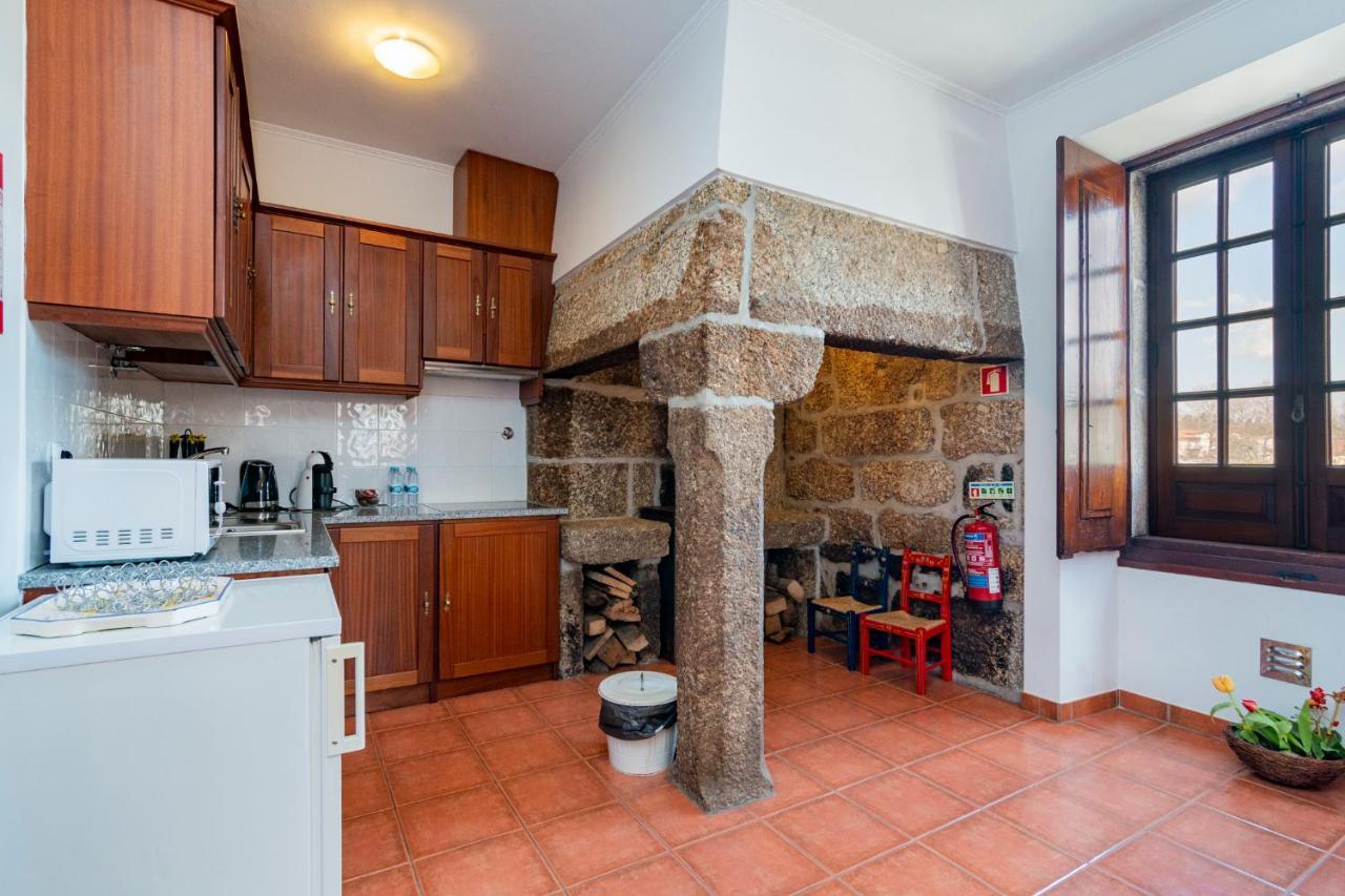 オリヴェイラ・ド・オスピタル Casa Do Bocoヴィラ エクステリア 写真